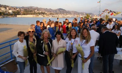 Campionato Coastal Rowing presente lo Zonta Club Sanremo per la violenza contro le donne