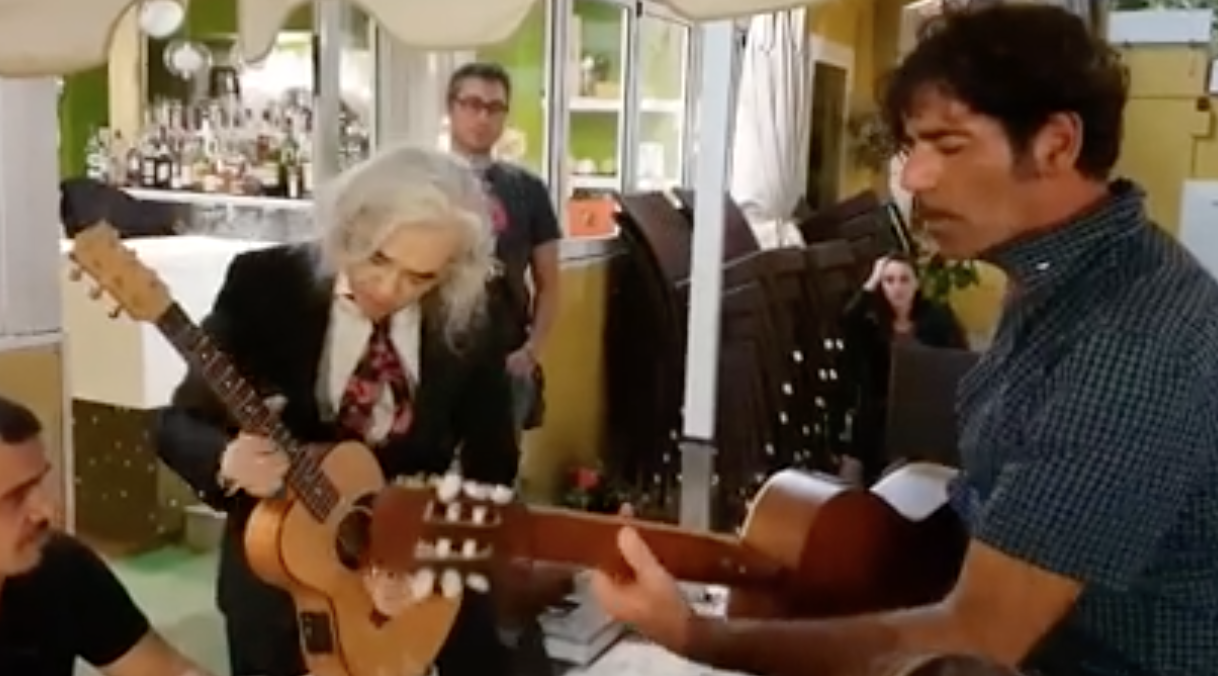 Morgan show al ristorante Fontana di Sanremo