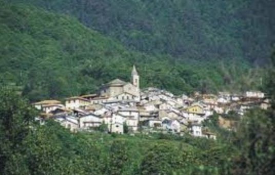 Sciacalli e vandali nelle case disabitate dopo la frana a Monesi