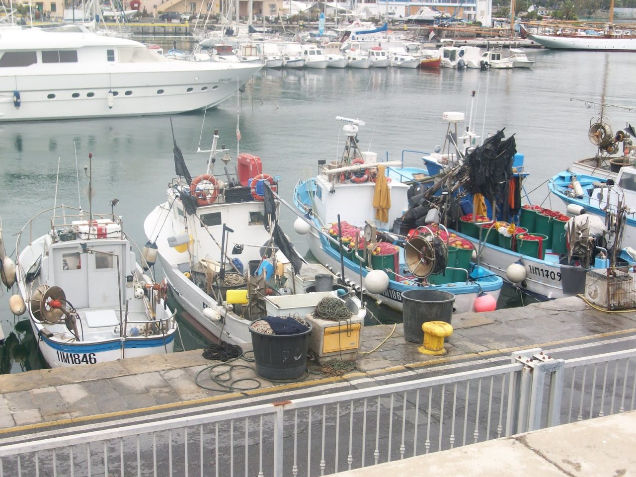 Boom di furti di pesce sulle barche dei pescatori