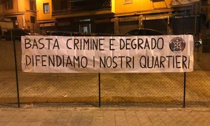 Ancora uno striscione di CasaPound. "Basta crimini e degrado nei nostri quartieri"