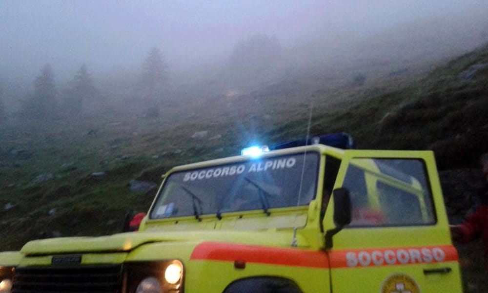 Tragedia nei boschi. Ciclista trovato privo di vita