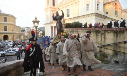 Imperia in festa per il San Leonardo. Le foto della processione