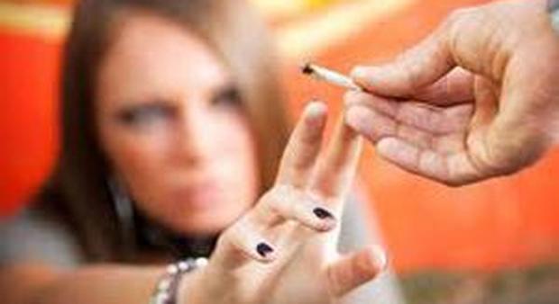 Polizia cerca una 14enne e la rintraccia in un “droga party”