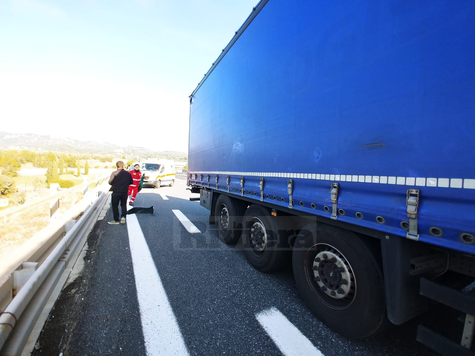 Incidente stradale Imperia furgone contro Tir1