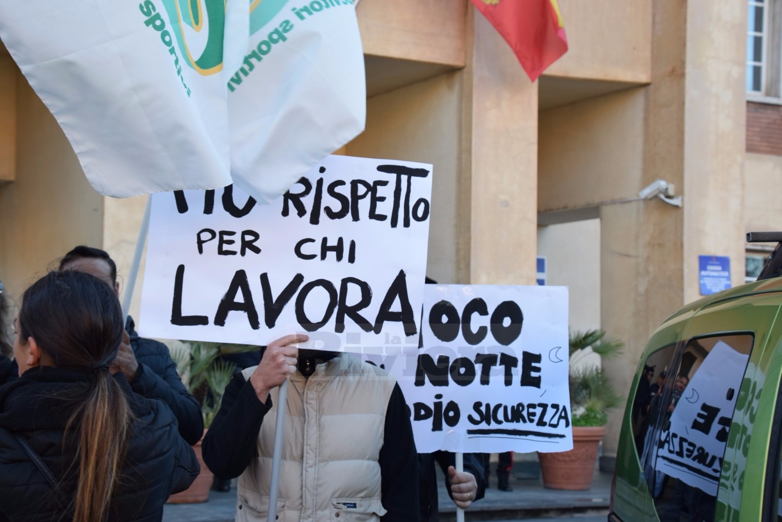 Manifestazione tabaccai ordinanza anti slot Ventimiglia_03