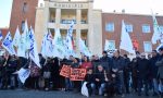 Tabaccai e totoricevitori in piazza: "il Comune ci ascolti, l'ordinanza mette a rischio i giocatori"