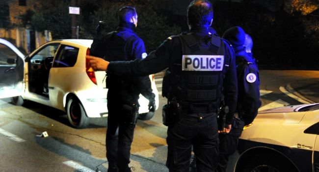 Studente di 11 anni si suicida gettandosi da un ponte a Beausoleil