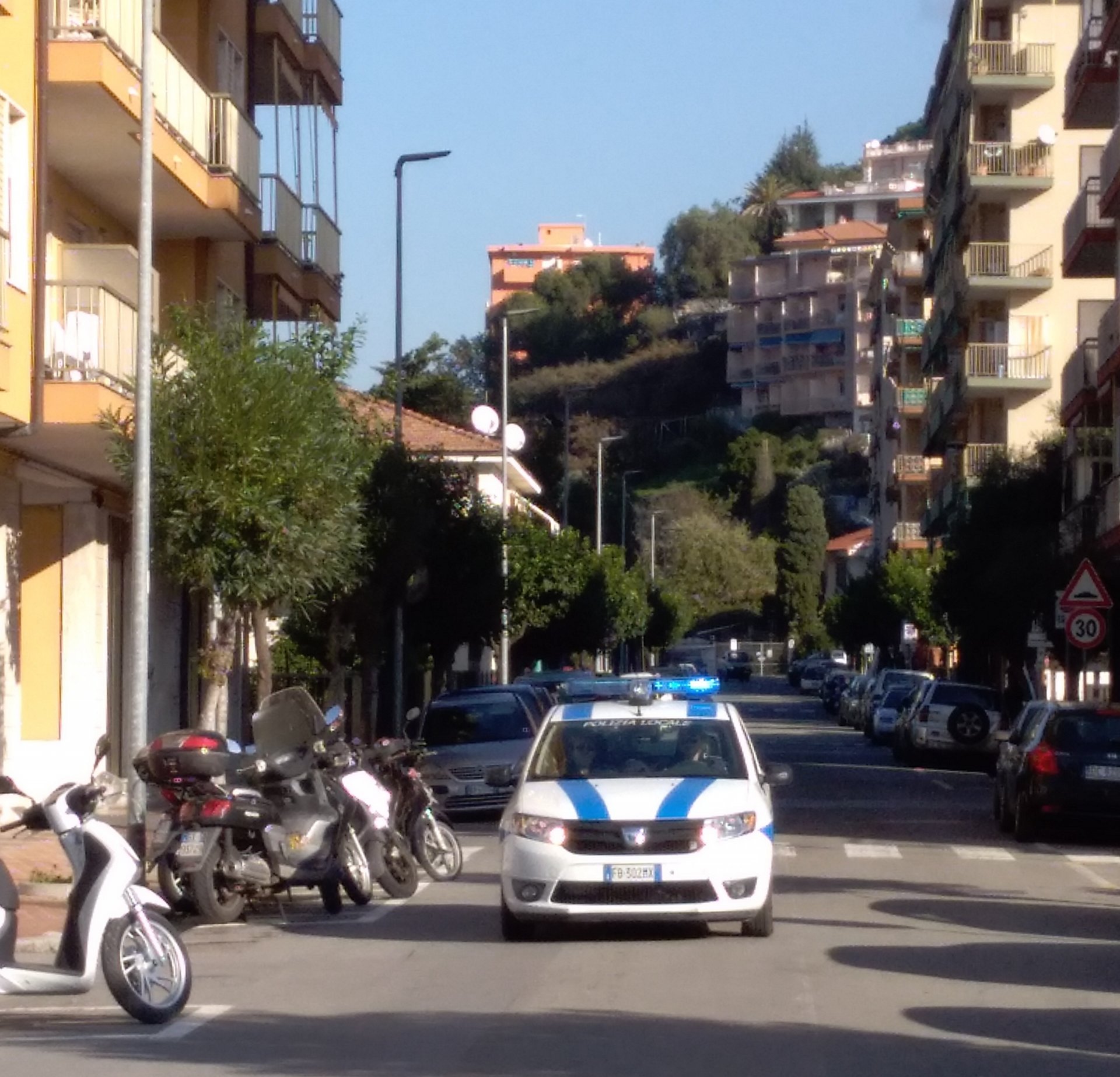 Polizia municipale Vallecrosia1