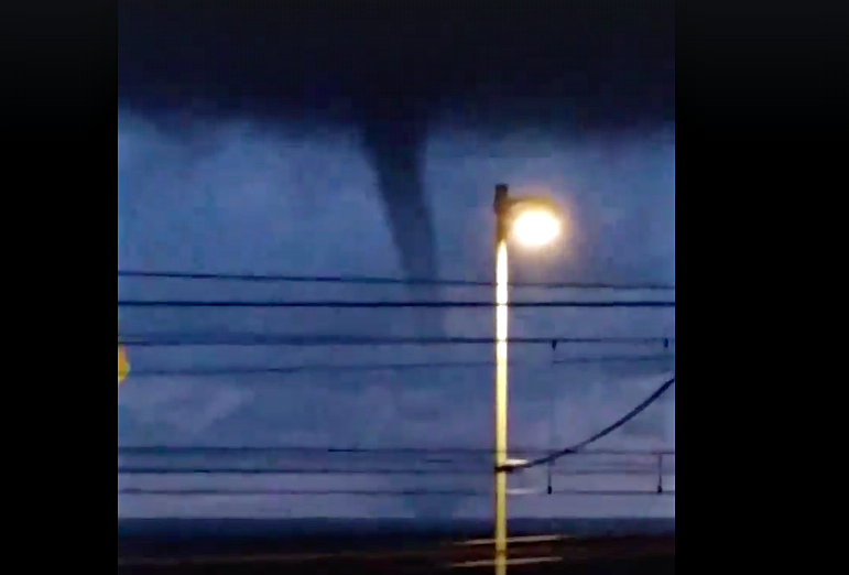 Il video della tromba d’aria di Bordighera