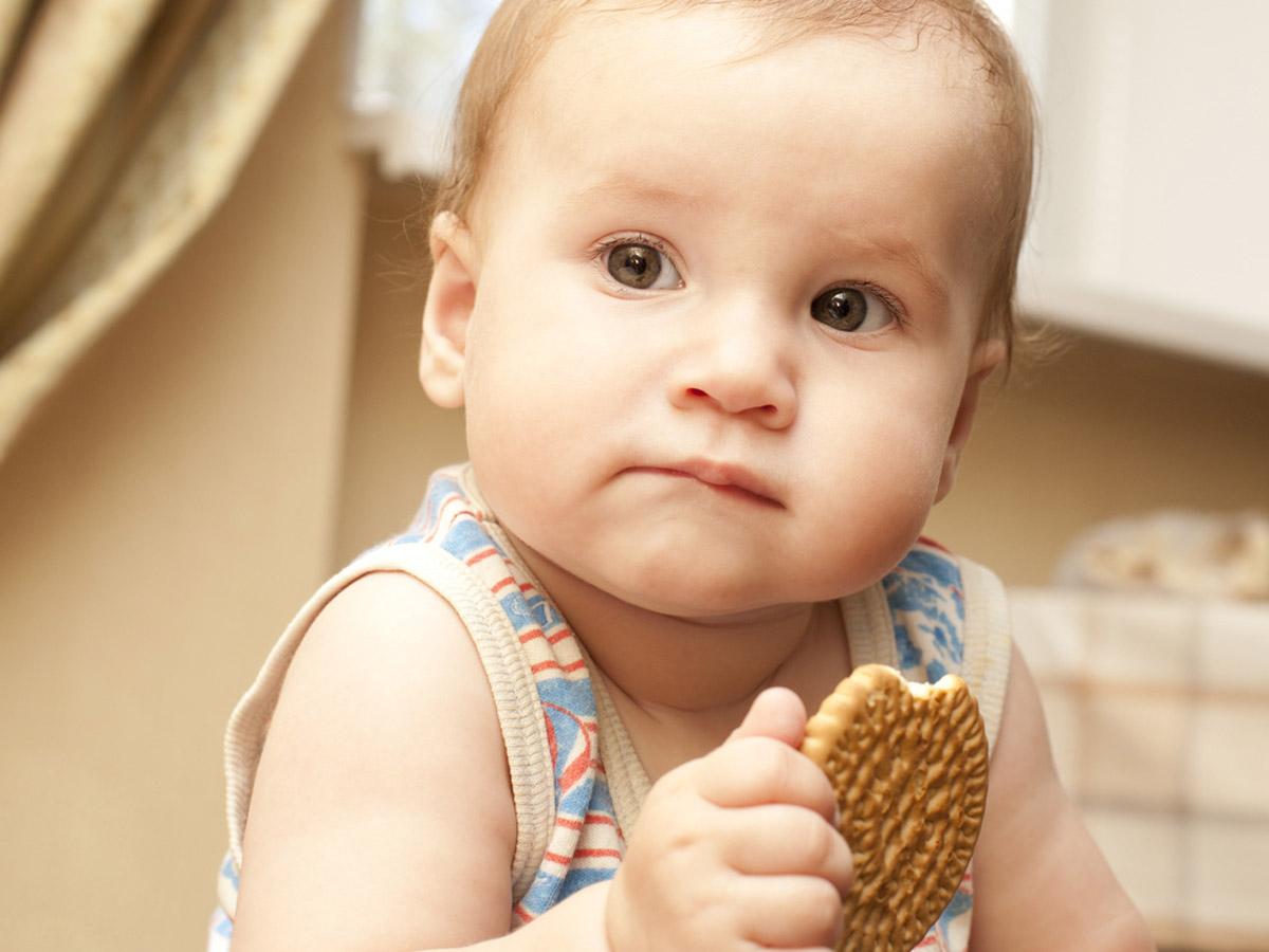 Biscottini per bimbi ritirati dal mercato
