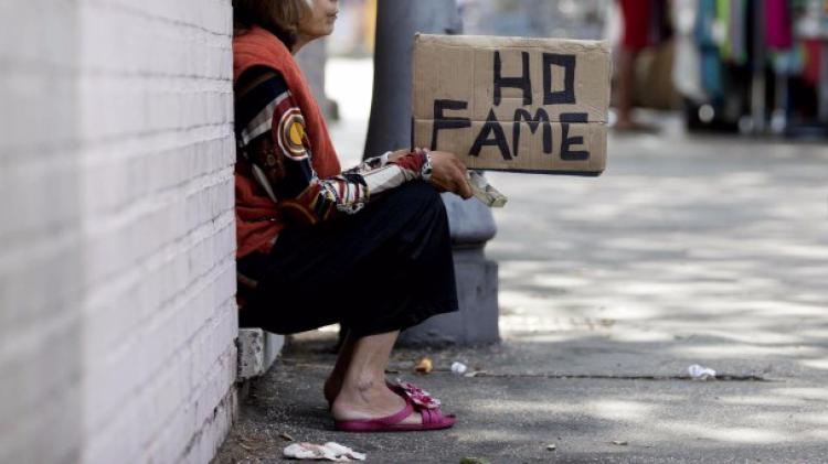 Nuove norme sull’accattonaggio: primo caso nell’imperiese