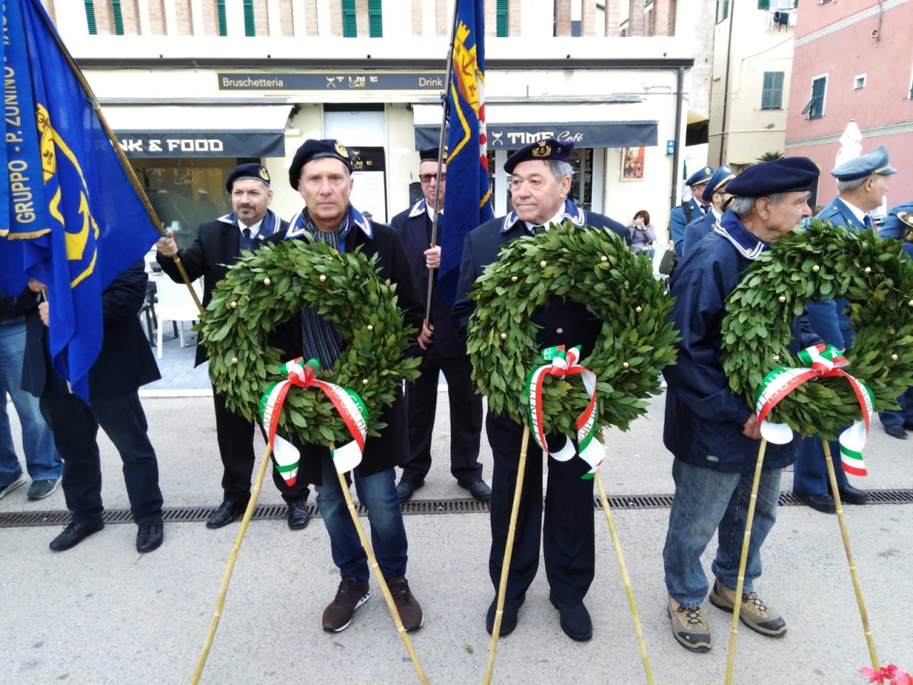 Marinai d’Italia festeggiano Santa Barbara ad Arma di Taggia