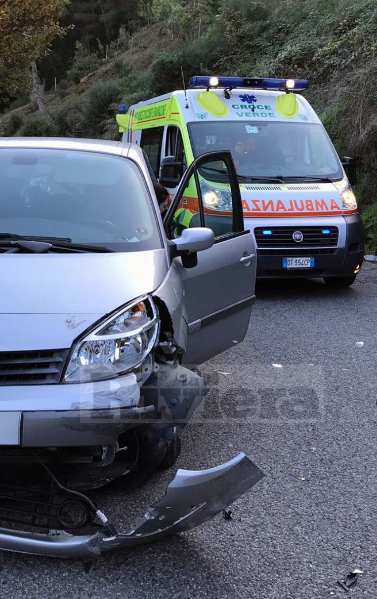 Incidente auto scooter Sealza Ventimiglia_03
