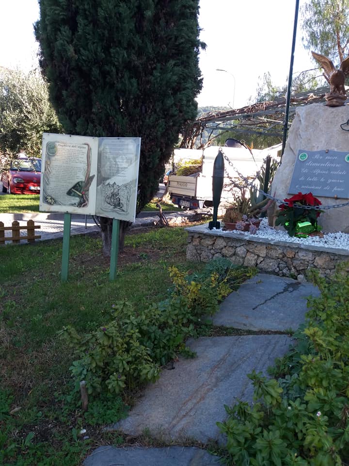 Monumento caduti alpini Vallecrosia_02