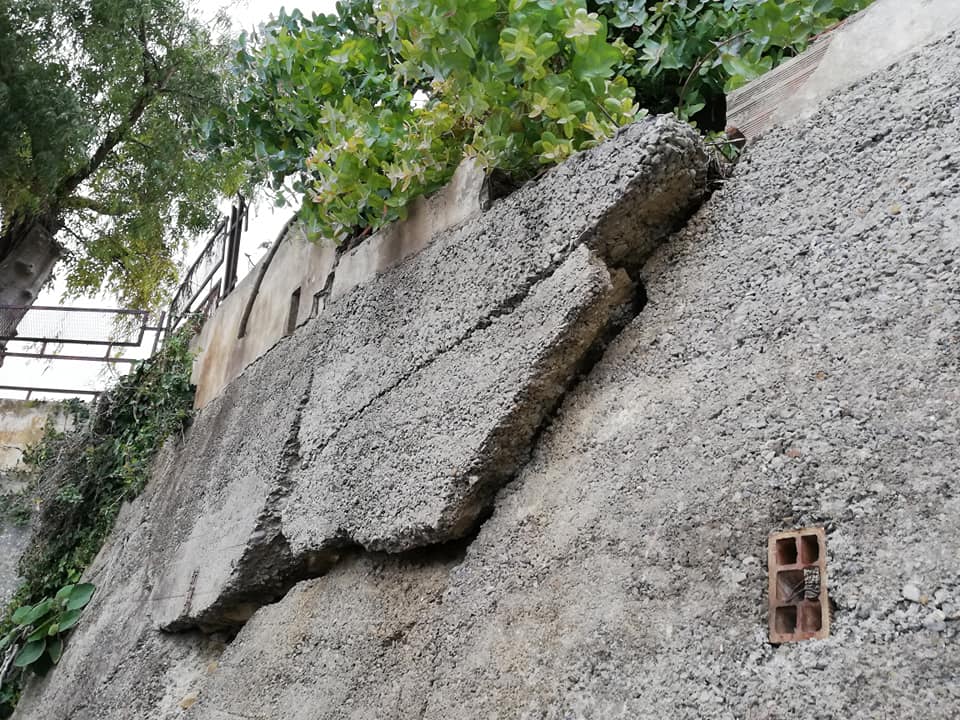 Muro scuola San Lorenzo Ventimiglia rischio crollo