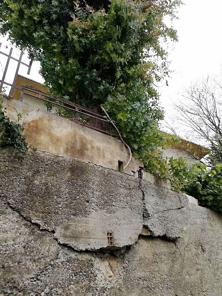 Muro scuola San Lorenzo Ventimiglia rischio crollo_03