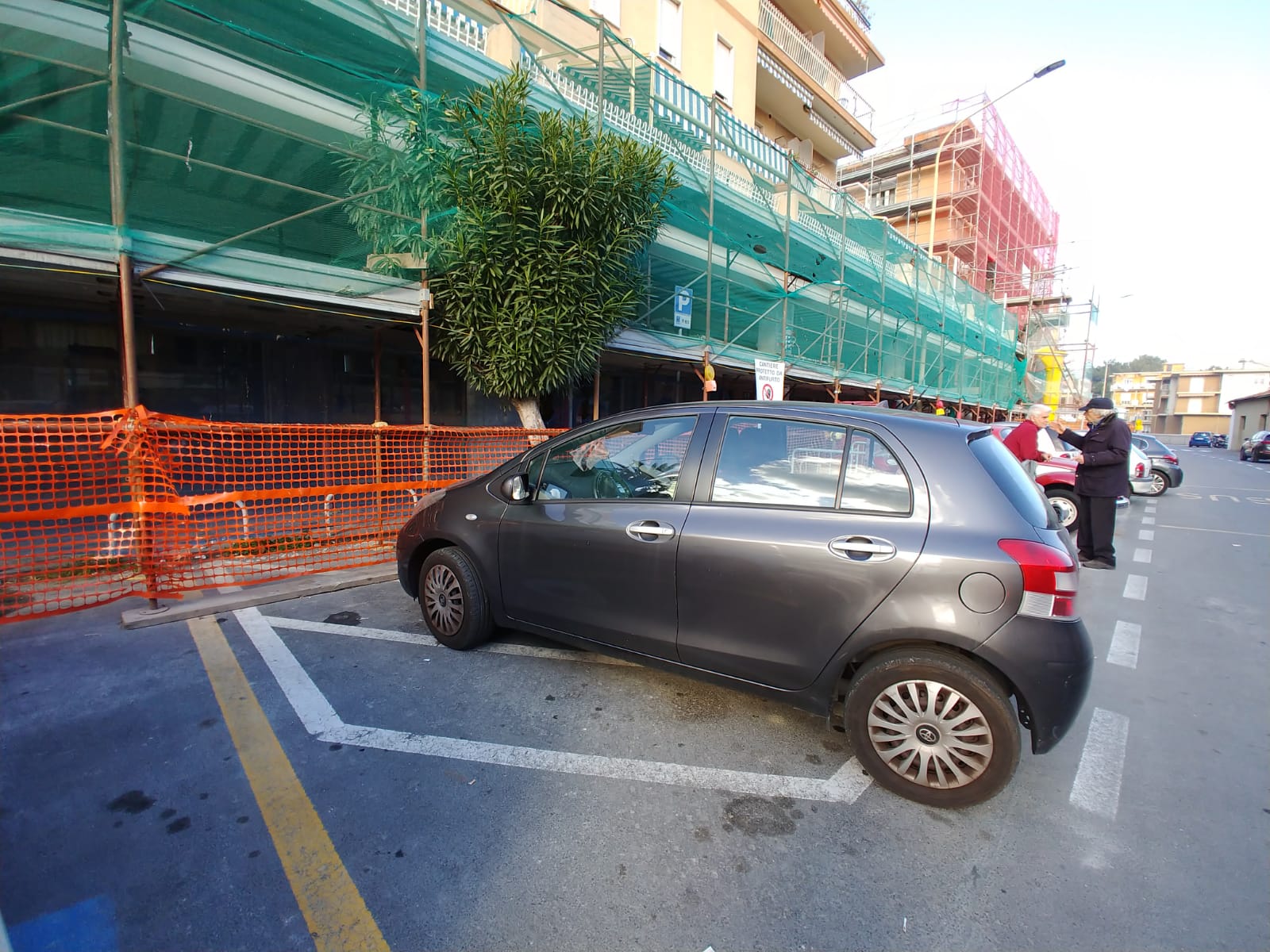 Posti auto parcheggi polemica Bordighera_03