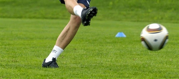 Giovane di Sanremo salva la vita a un coetaneo sul campo da calcio