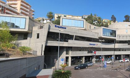 Lavori nella stazione di Sanremo: divieto di sosta e fermato nel parcheggio