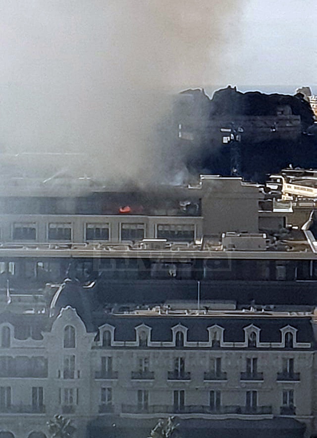 Montecarlo: brucia attico dell’Hotel dei Paris