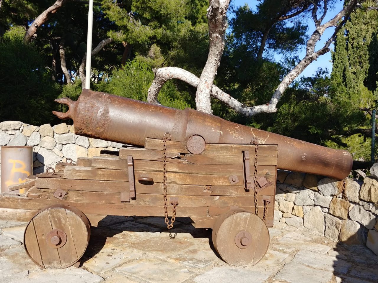 Vandalizzato un cannone del Marabutto a Bordighera