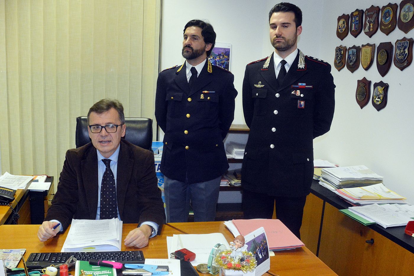 Conferenza stampa Alberto Lari Polizia Carabinieri arresto Domenico Ferraro