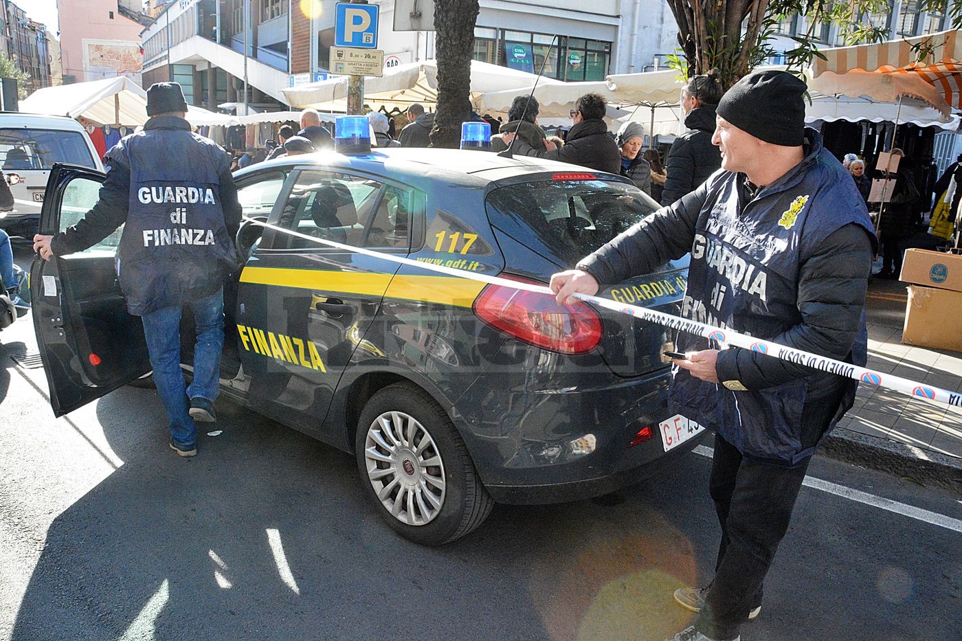 Guardia di Finanza Mercato Sanremo