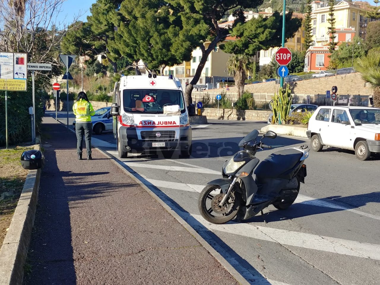 Scontro auto e moto sul lungomare Vespucci di Imperia