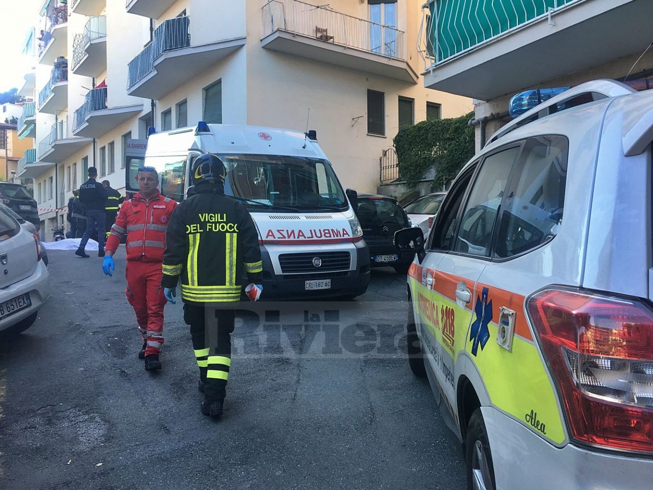 Uomo si suicida lanciandosi dal sesto piano a Sanremo