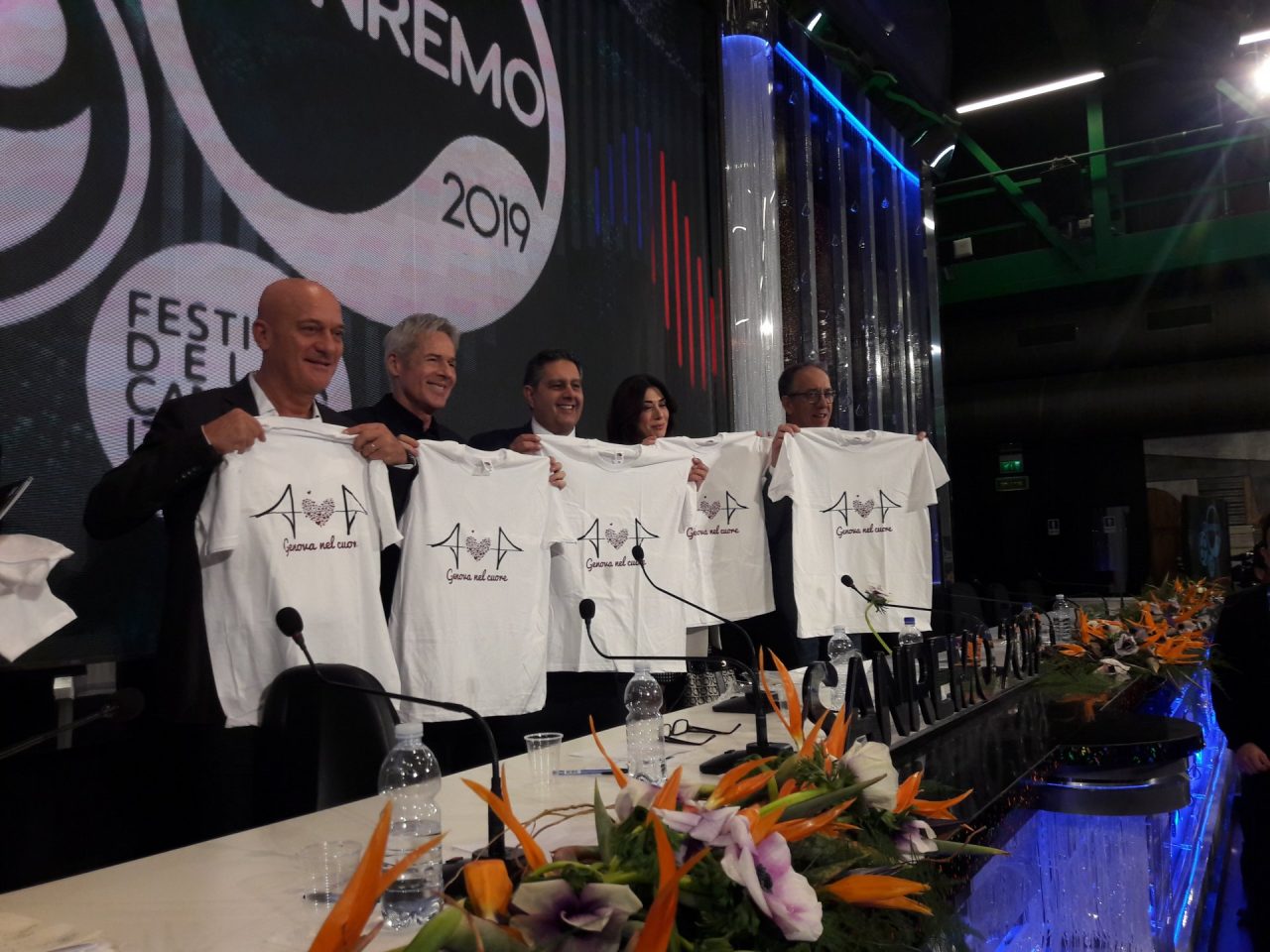 Da Sanremo un abbraccio a Genova da conduttori e artisti del Festival