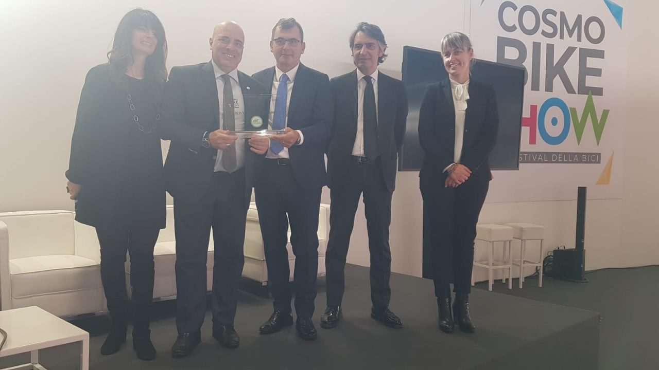Alta Via dei Monti Liguri premiata al Cosmo Bike Show 2019