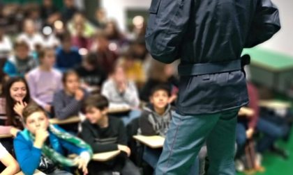 Ventimiglia: 110 studenti a lezione contro i rischi del web