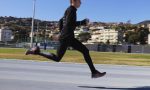 Il velocista Filippo Tortu corre sulla pista di Sanremo