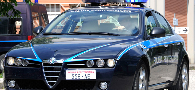 Suicida con un colpo di pistola 40enne della Polizia penitenziaria