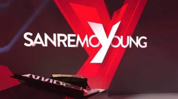 Figurante cade dal palco e si frattura gli arti durante le prove di Sanremo Young
