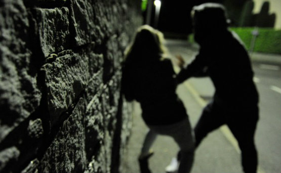 Violenza sessuale aggravata ai danni di una minore, arrestato 19enne