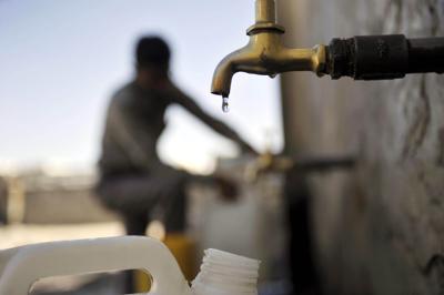 Taggia, consegna di casse d’acqua per Over 70 e cittadini in difficoltà