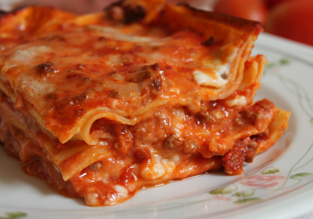 Lasagne, cannelloni e ragù ritirati per la presenza di plastica