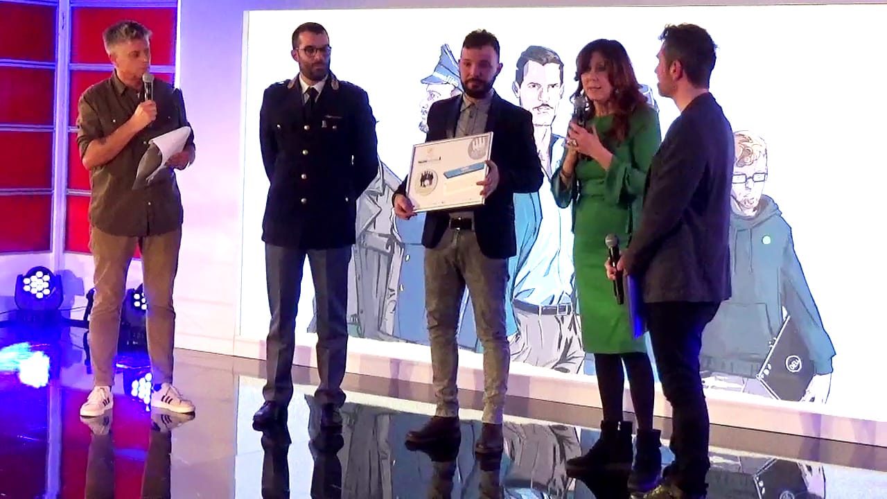 La polizia premia Gero per “Musica contro le Mafie”