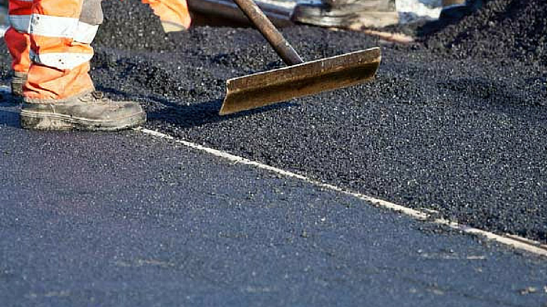 Lavori di asfaltatura in via XX Settembre