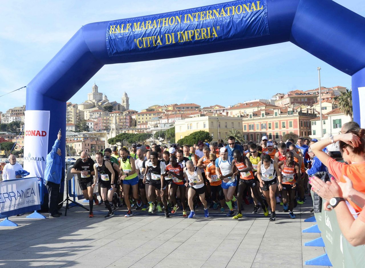 Una domenica di sport a Imperia: i risultati della mezza maratona e della 10km