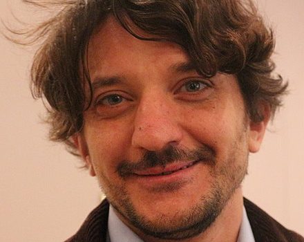 L’irresistibile inerzia dei quarantenni. Tommaso Labate al Casinò di Sanremo