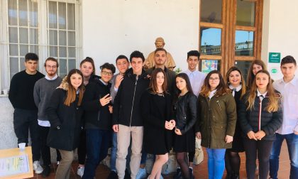Il leone prende vita: gli studenti di Sanremo scrivono la più bella fiaba ambientata nel Ponente ligure