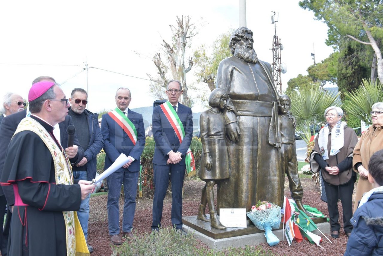 Coldirodi scopre una statua dedicata a padre Semeria
