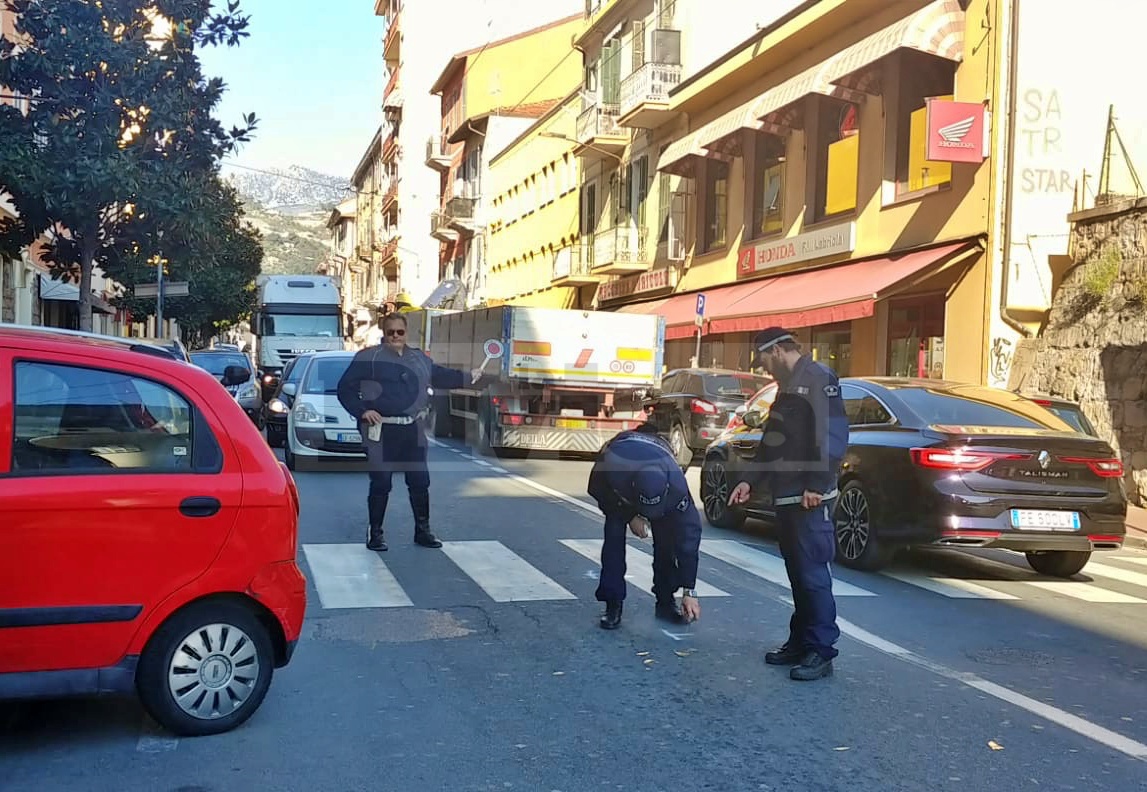 Incidente Ventimiglia investimento pedone corso Genova_02