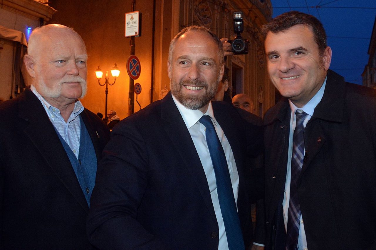 Il ministro Centinaio al point di Tommasini spara contro Renzi