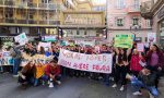 Centinaia di studenti in piazza per la salvaguardia del pianeta