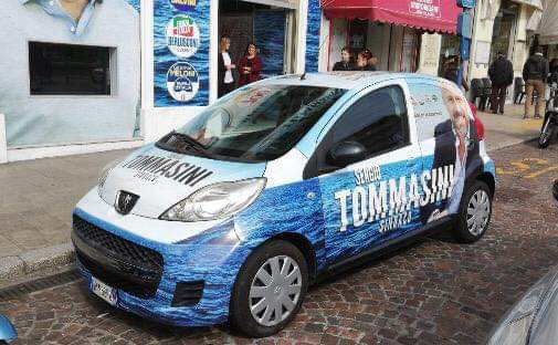 Arriva l’auto griffata Tommasini per la campagna elettorale