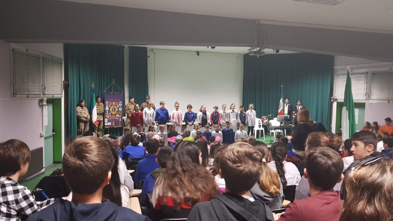 Festa del Tricolore con gli scolari di Ventimiglia